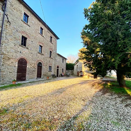Quaint With Pool