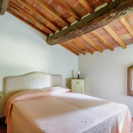Quaint With Pool *