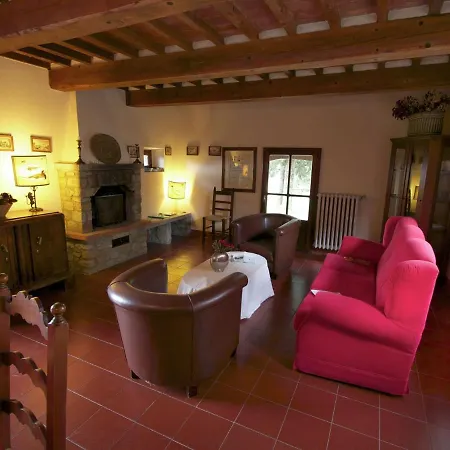 Nyaraló Quaint With Pool