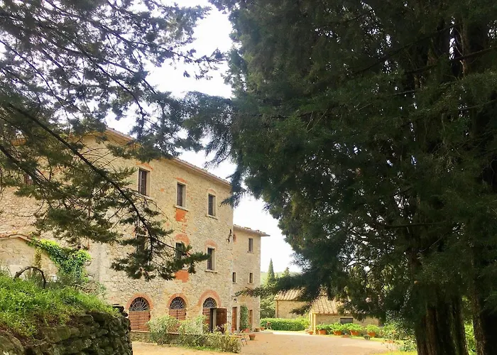 Holiday home Quaint With Pool Misciano